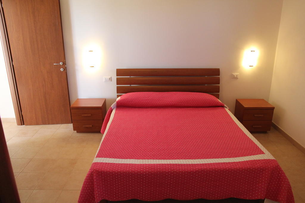 Residence Le Casine Batignano Habitación foto